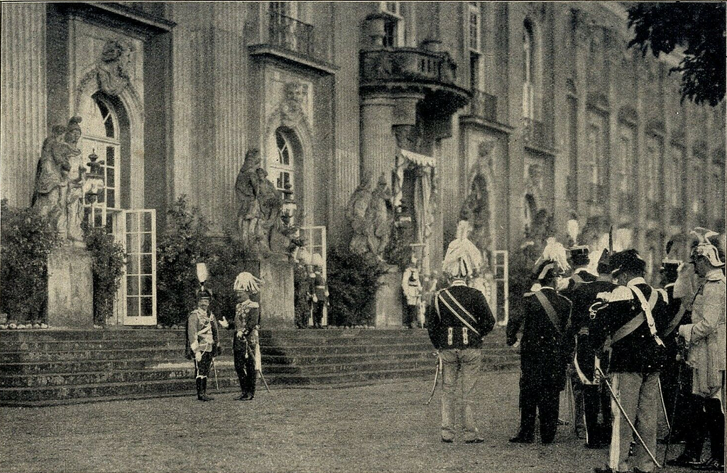 Kaiser Wilhelm II König Victor Emanuel III vor dem Neuen Palais in