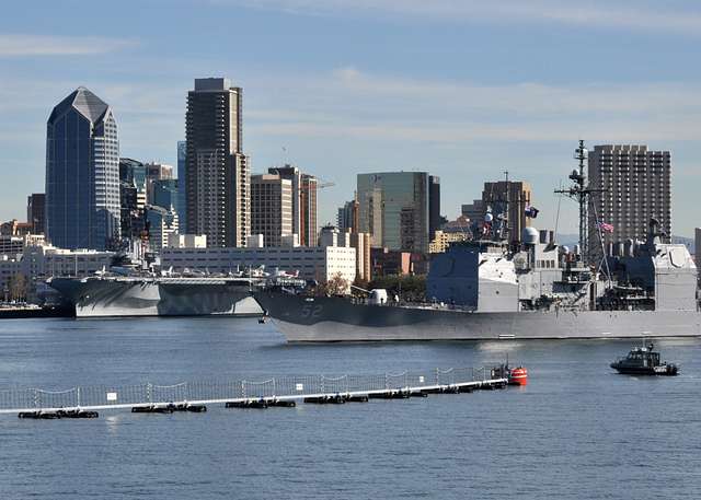 The Ticonderoga Class Guided Missile Cruiser Uss Bunker Picryl Public