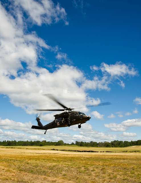 A U S Army Medevac Hh Black Hawk Helicopter Lifts Picryl Public