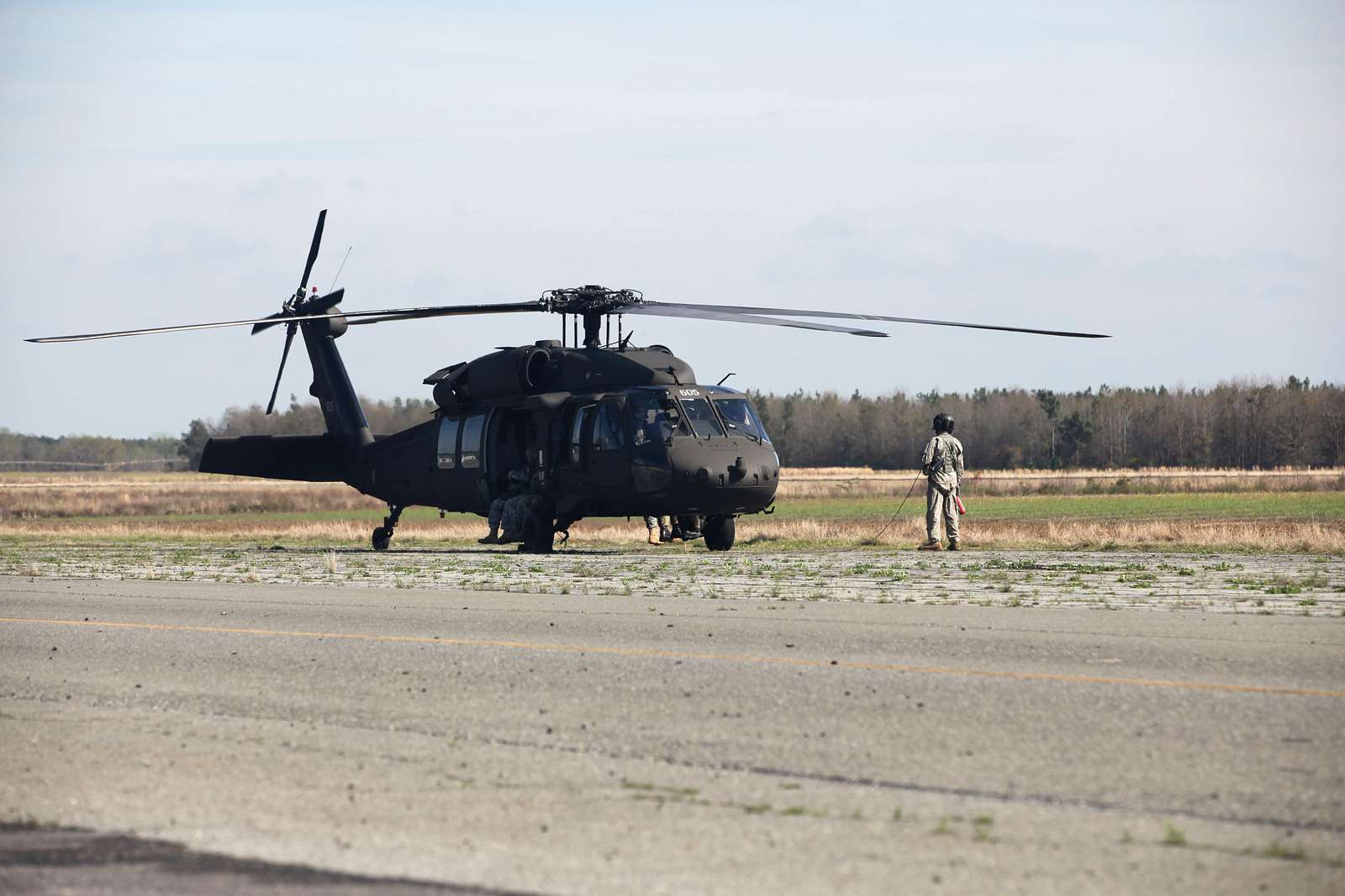 The Flight Crew Prepare A Uh Black Hawk For Airborne Nara Dvids