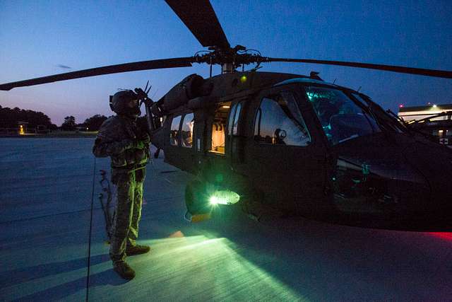 A UH 60 Black Hawk Crew Chief With The 1 150th Assault NARA DVIDS