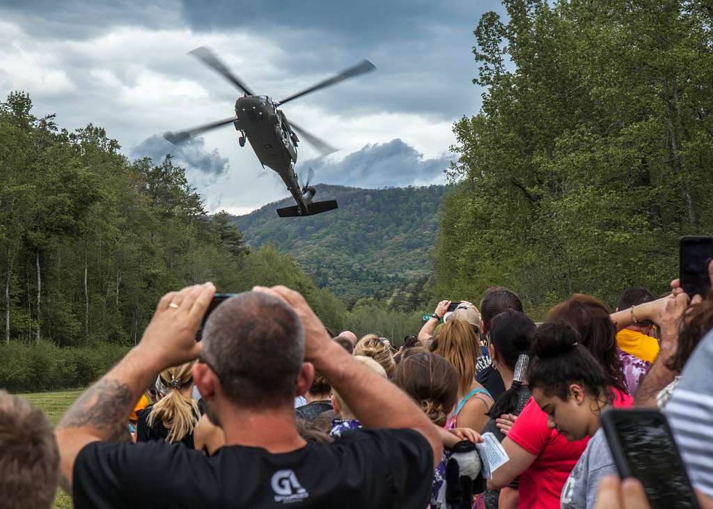 A U S Army Uh Black Hawk Helicopter Prepares To Nara Dvids