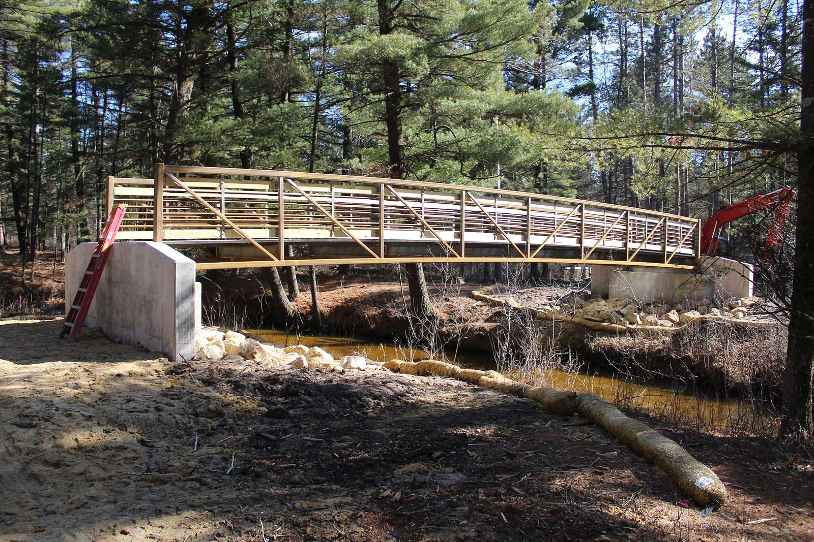 A Pedestrian Bridge Being Constructed By Nugen Johnson Nara Dvids