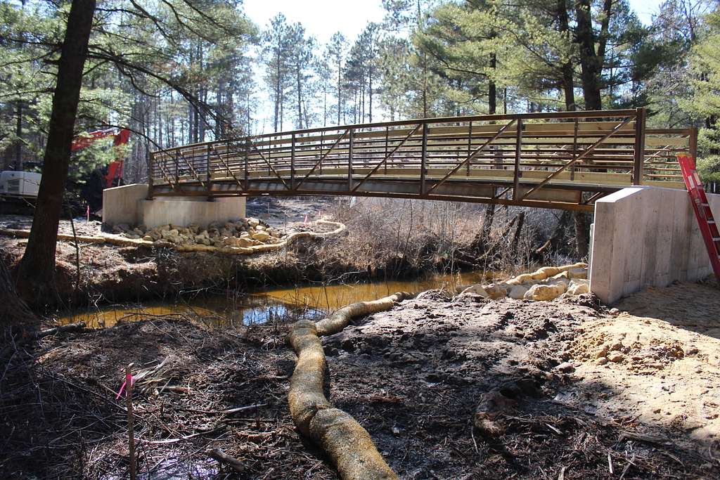 A Pedestrian Bridge Being Constructed By Nugen Johnson Nara Dvids