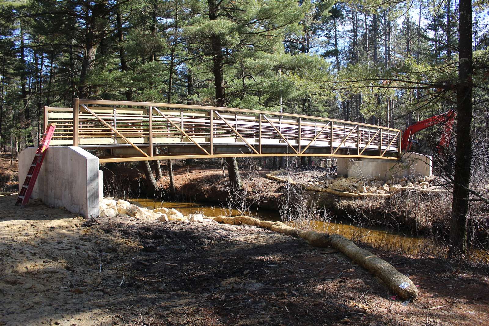 A Pedestrian Bridge Being Constructed By Nugen Johnson Nara Dvids