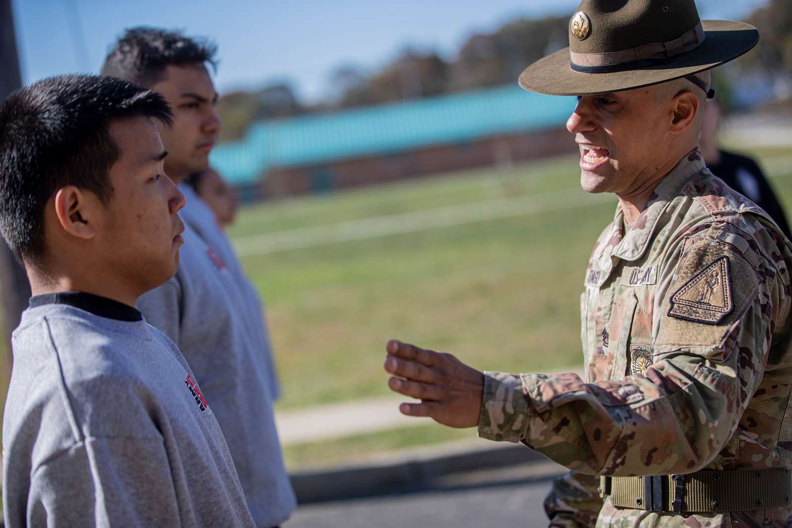 U S Army Drill Sergeant Sgt St Class Edward Santiago Nara Dvids