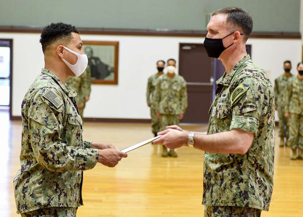 Capt Rich Jarrett Commander Of Fleet Activities Yokosuka Nara