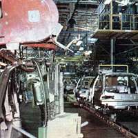 Planta Ford Argentina A Car Assembly Line With Cars In The