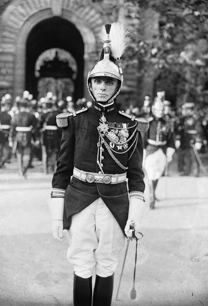 Caserne des Célestins à Paris, Just Emile Gibaux, nouveau colonel de la ...