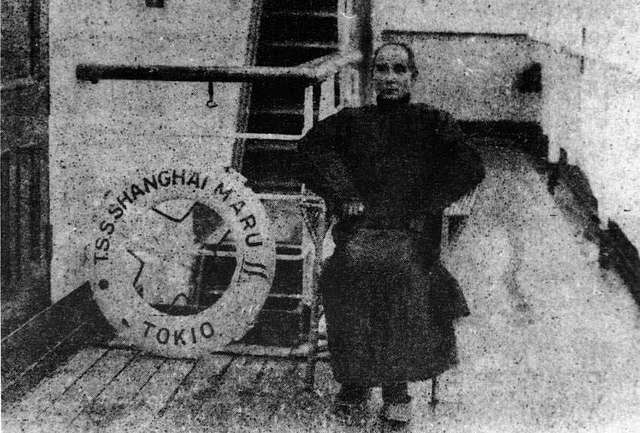 1924年11月22日孙中山偕宋庆龄等一行乘“上海丸”转道日本赴天津时在 