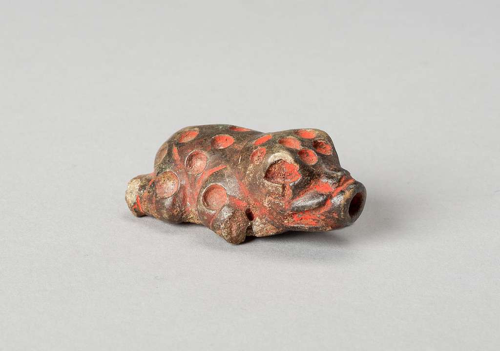 Pre-Columbian Frog Pin Pendant - The Walters Art Museum