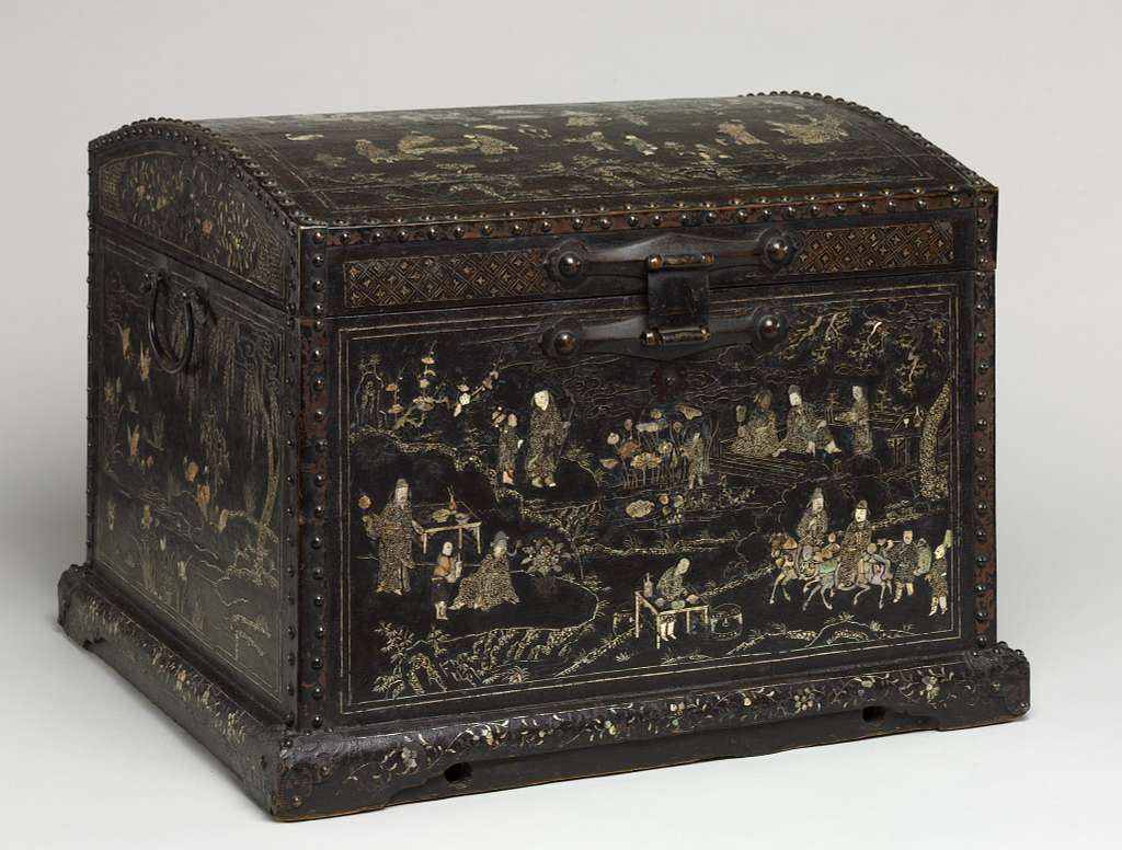 China, Ming dynasty - Box for Storing Monk's Robes - 1975.10 ...