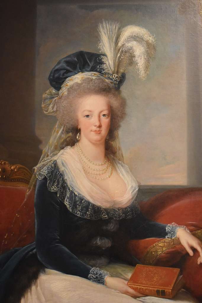 Marie-Antoinette en redingote bleue 02 - PICRYL - Public Domain Media  Search Engine Public Domain Search