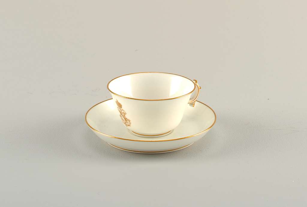 https://cdn2.picryl.com/photo/1849/12/31/cup-and-saucer-1849-ch-18312035-a363ff-1024.jpg