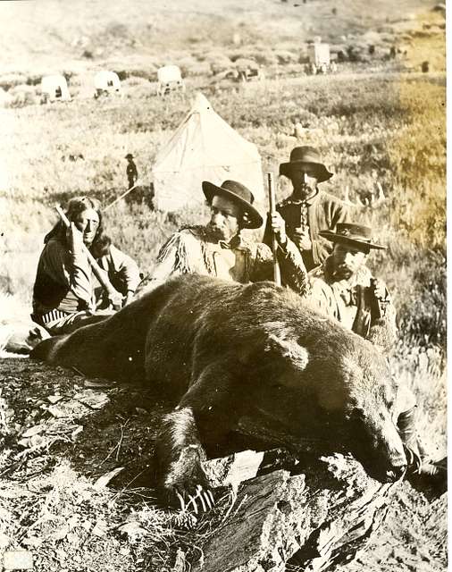 Bloody Knife, General George Armstrong Custer, Private John Noonan and ...