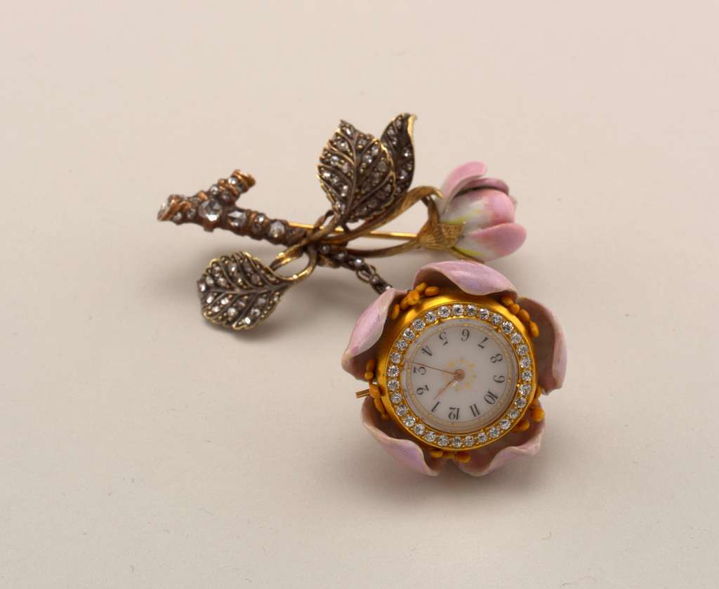 0.15ct Sapphire and Diamond, 18ct Yellow Gold Lapel Watch Antique Swiss  Circa 1900 - Etsy