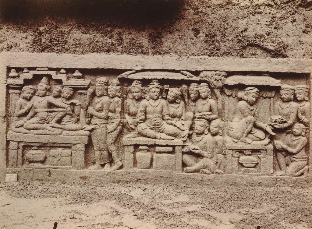 KITLV 103612 - Kassian Céphas - Bas-relief At Borobudur Near Magelang ...