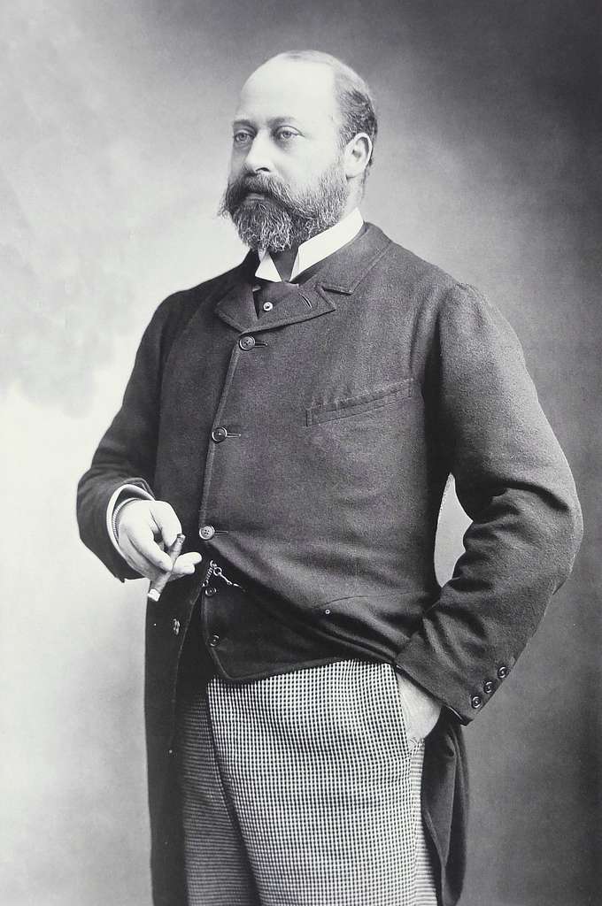 Elliott & Fry (active 1863-1962) - Portrait photograph of King Edward VII  (1841-1910) holding a shotgun, c. 1905