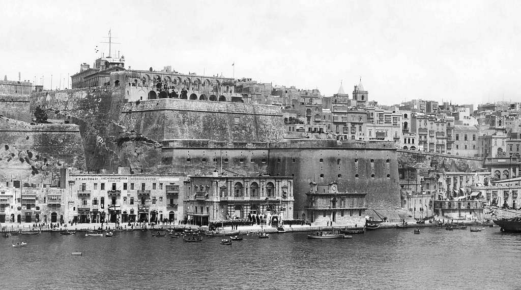 Customs House, Valletta - Fenech photo - PICRYL Public Domain Search