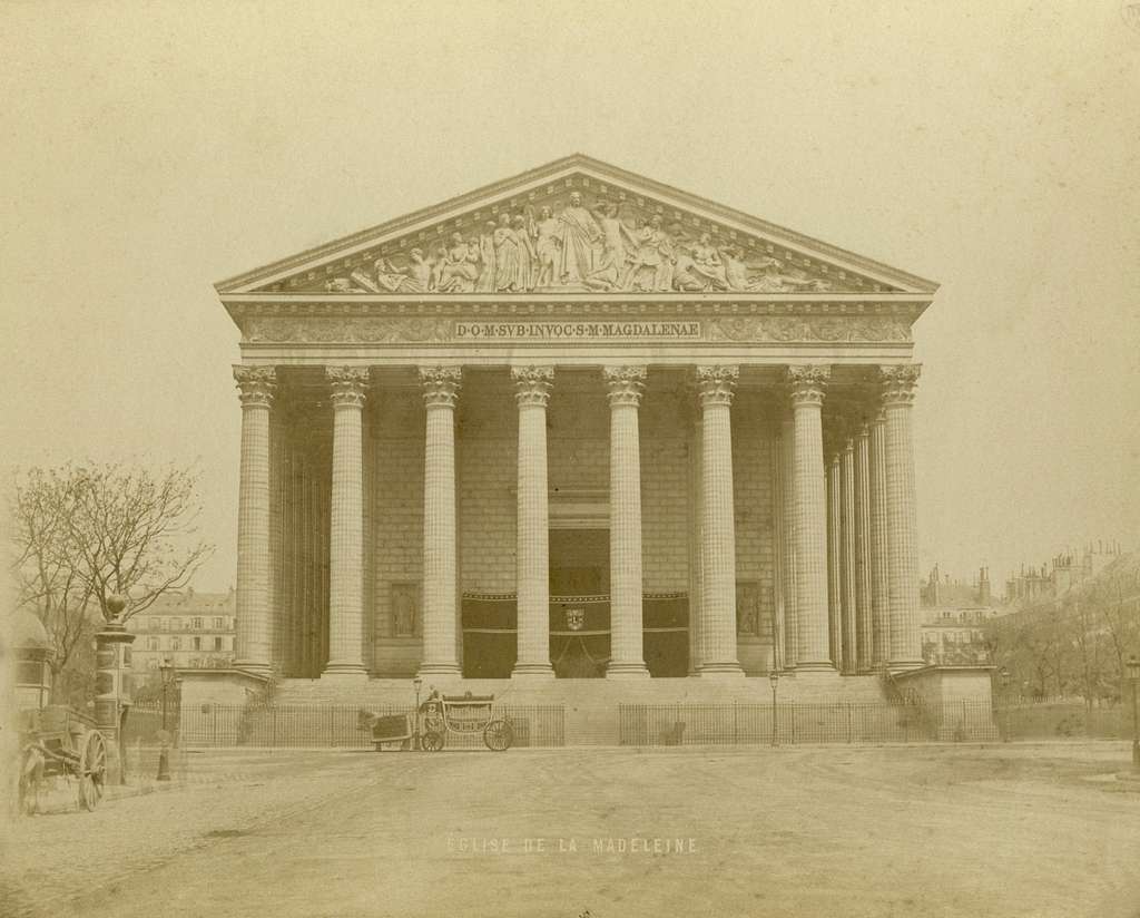 La chaire de l'Eglise de la Madeleine : Eglise : Église de la Madeleine :  8ème arrondissement : Paris 