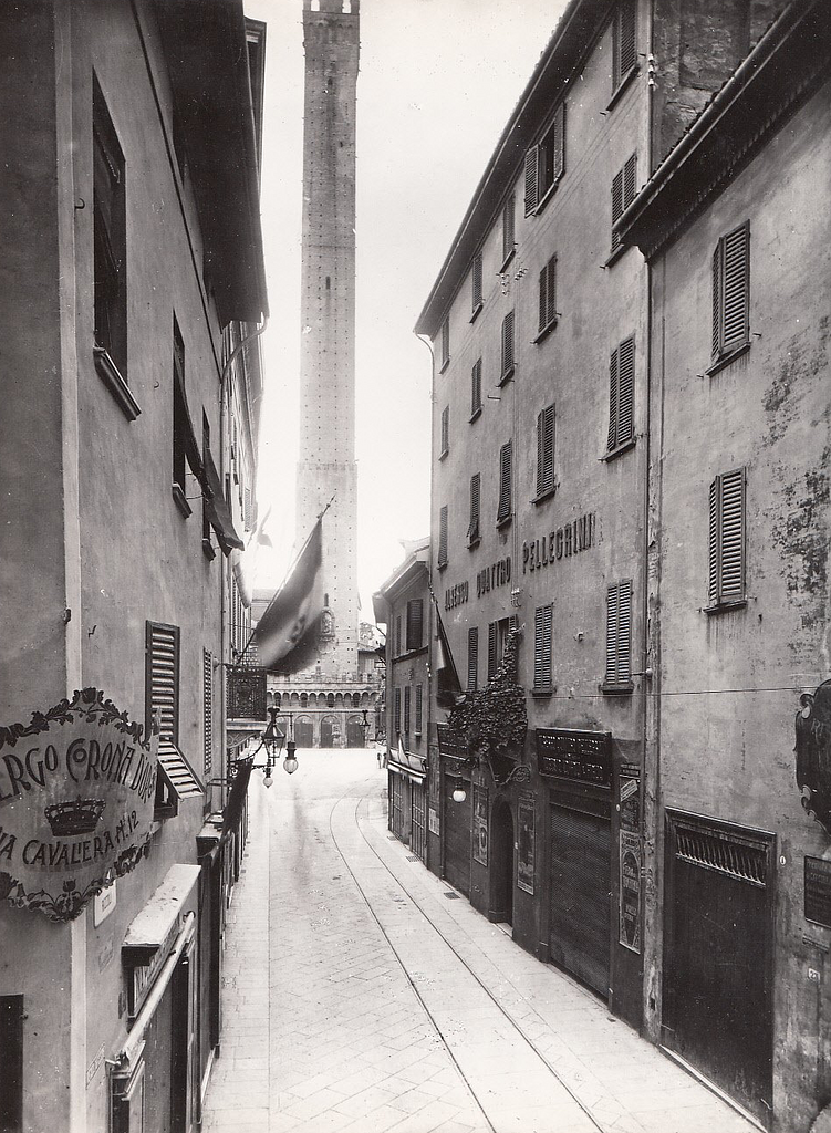 34 Bologna in the 1900 s Images: PICRYL - Public Domain Media Search Engine  Public Domain Search