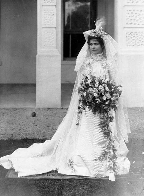 11 1930 s wedding dresses Images: PICRYL - Public Domain Media Search  Engine Public Domain Search