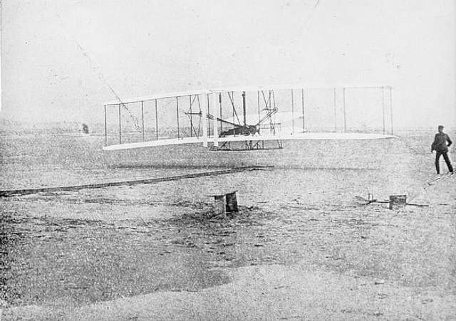 first airplane wright brothers 1903