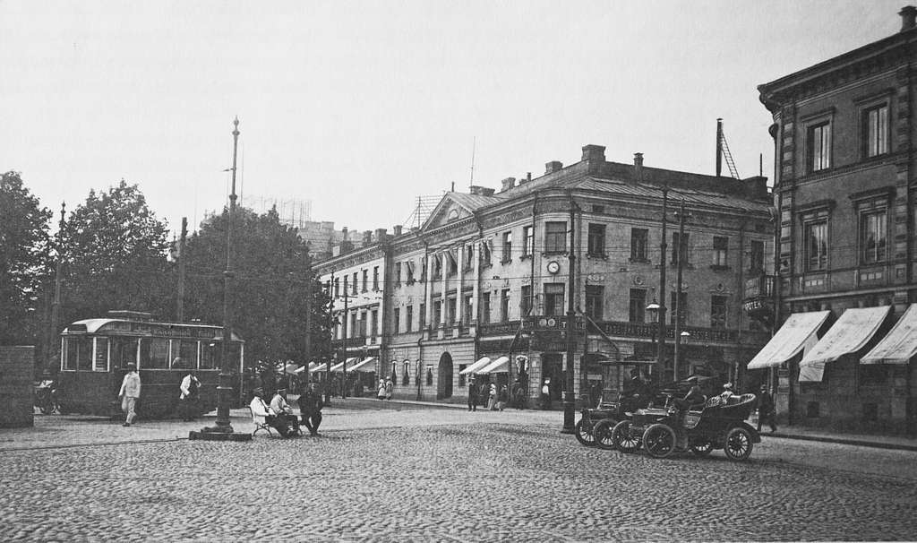 Kauppatori Helsinki 1906 - Helsinki, Finland - PICRYL - Public Domain Media  Search Engine Public Domain Image