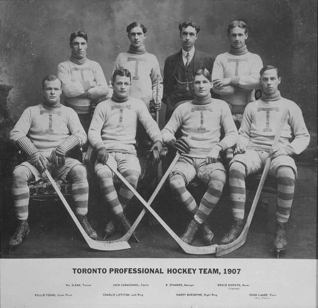 Vintage Photograph NPS Hockey Team 1931-1932