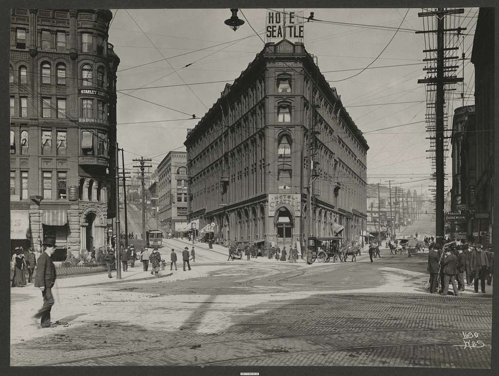 First (1891-1894) Home of Seattle Public Library, shown here between ...
