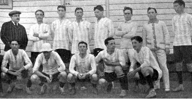 Racing Club 1913. Football team group portrait, South America - PICRYL -  Public Domain Media Search Engine Public Domain Search