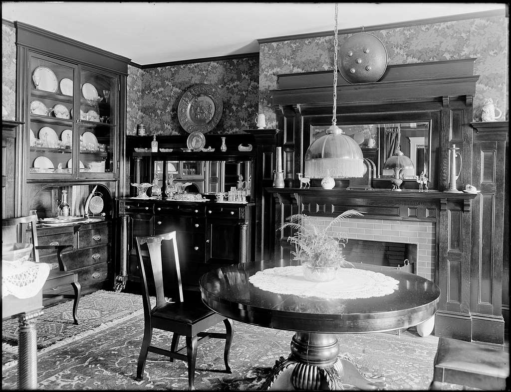 Dining Room In West Southwest Bagua