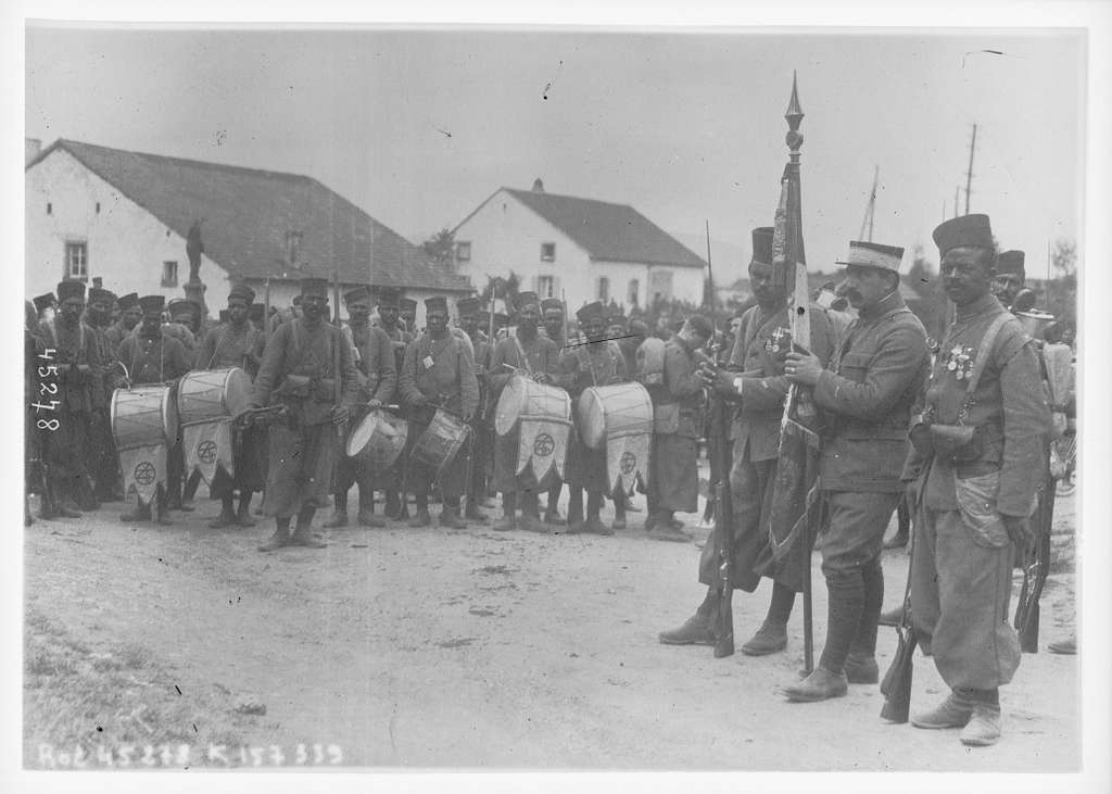 La Nouba (fanfare Militaire De Soldats Du 4e Régiment De Tirailleurs 