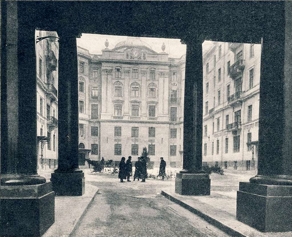 42 Historical images of buildings in saint petersburg Images: PICRYL -  Public Domain Media Search Engine Public Domain Search