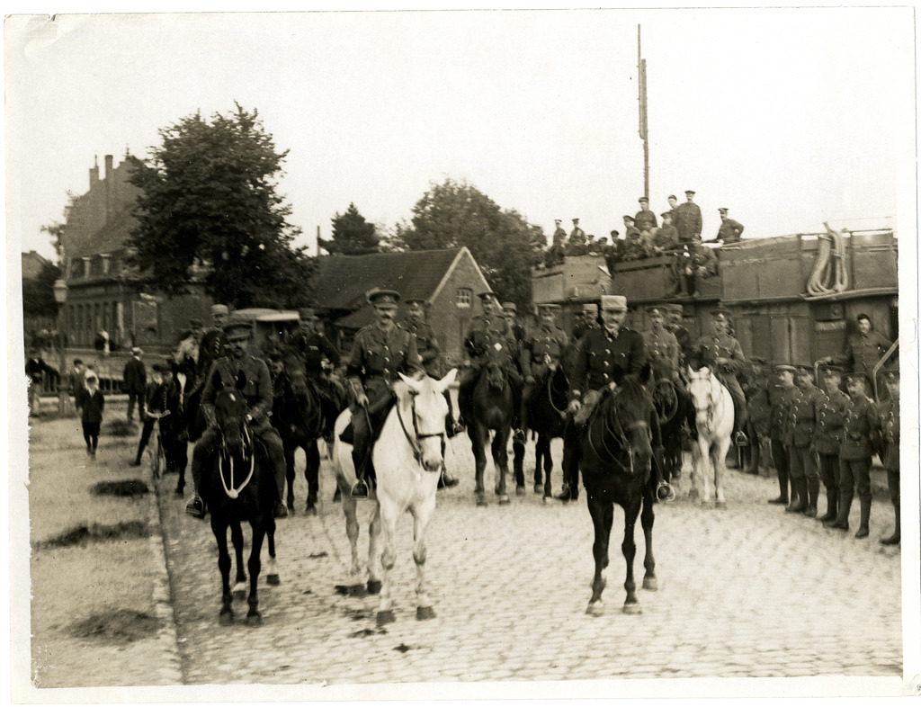 Оккупация 101. Полиция во Франции 1915 года. Французская полиция в 1944.