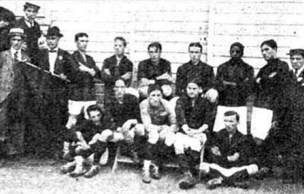 Club Atlético Independiente (1925) - PICRYL - Public Domain Media Search  Engine Public Domain Image