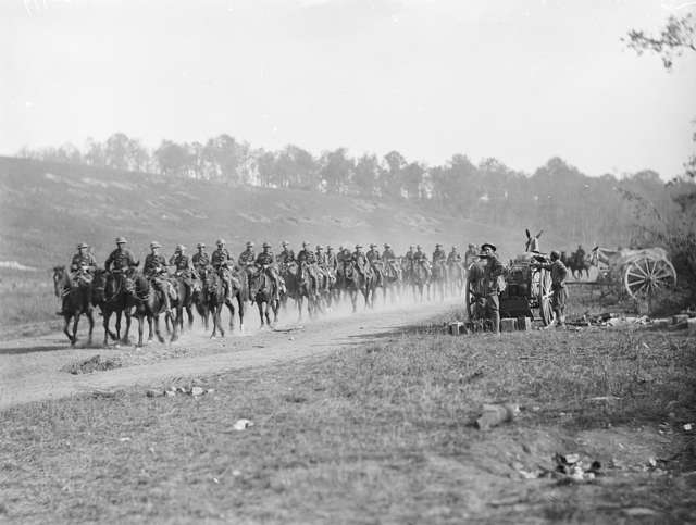 13th Light Horse Regiment in France 1918 - PICRYL - Public Domain Media ...