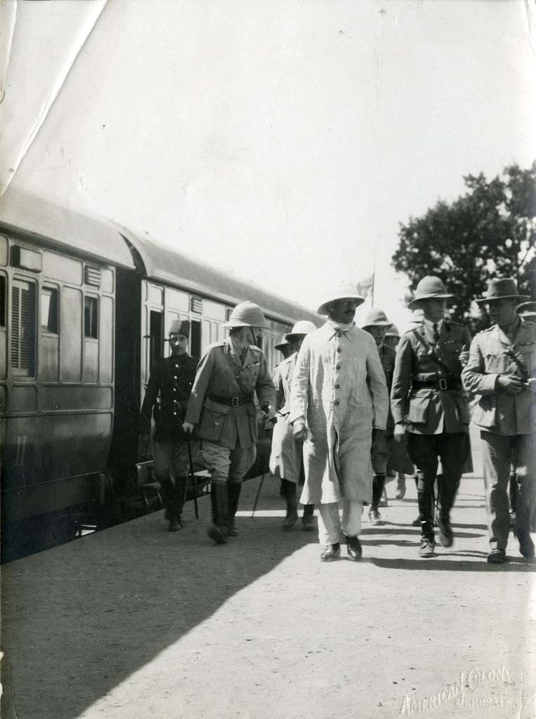 https://cdn2.picryl.com/photo/1920/10/05/pikiwiki-israel-4530-herbert-samuel-at-the-train-station-in-lod-963839-1024.jpg