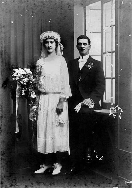 11 1930 s wedding dresses Images: PICRYL - Public Domain Media Search  Engine Public Domain Search