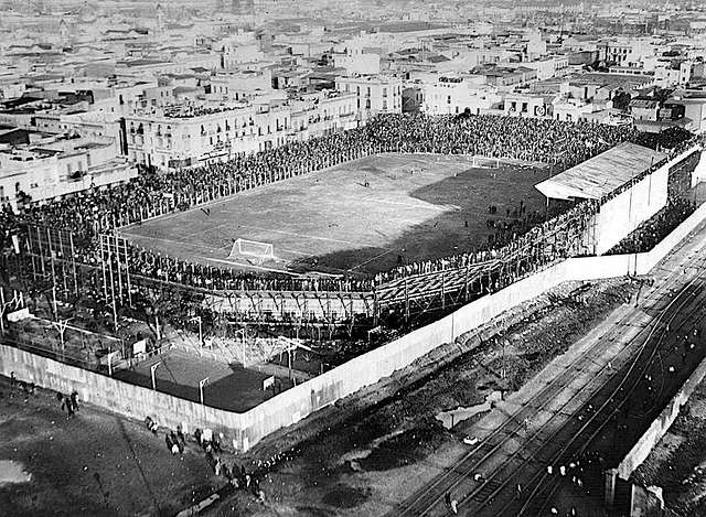 Club Atlético Independiente (1925) - PICRYL - Public Domain Media Search  Engine Public Domain Image