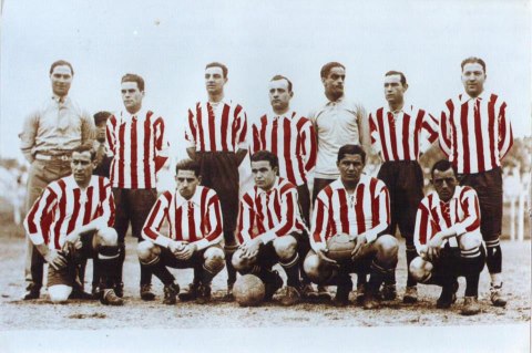 File:Club Atlético Independiente (1925).jpg - Wikimedia Commons