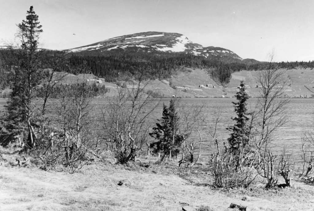 Norra Blåsjön med Mesklupen i fonden 1930-talet - PICRYL - Public ...