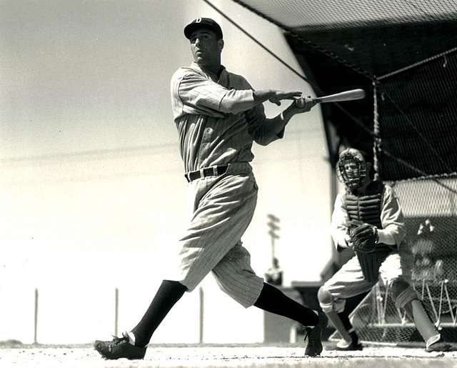 HANK GREENBERG 1948 Cleveland Indians Team Issue Photo 6.5"