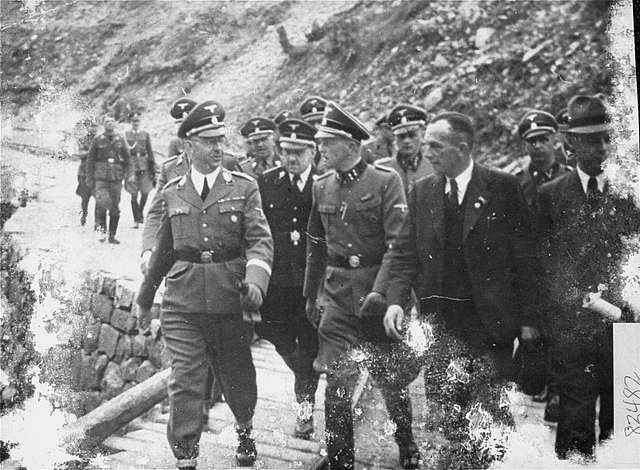 Heinrich Himmler et al. tour Wiener Graben near Mauthausen - PICRYL ...