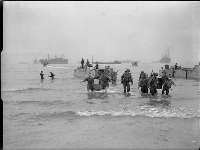 The Royal Navy during the Second World War- Operation Torch, North ...