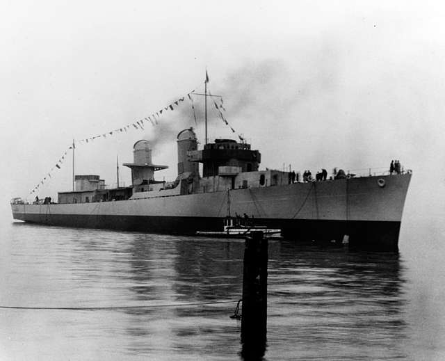 USS Johnston (DD-557) Shortly After Launching At Seattle-Tacoma ...