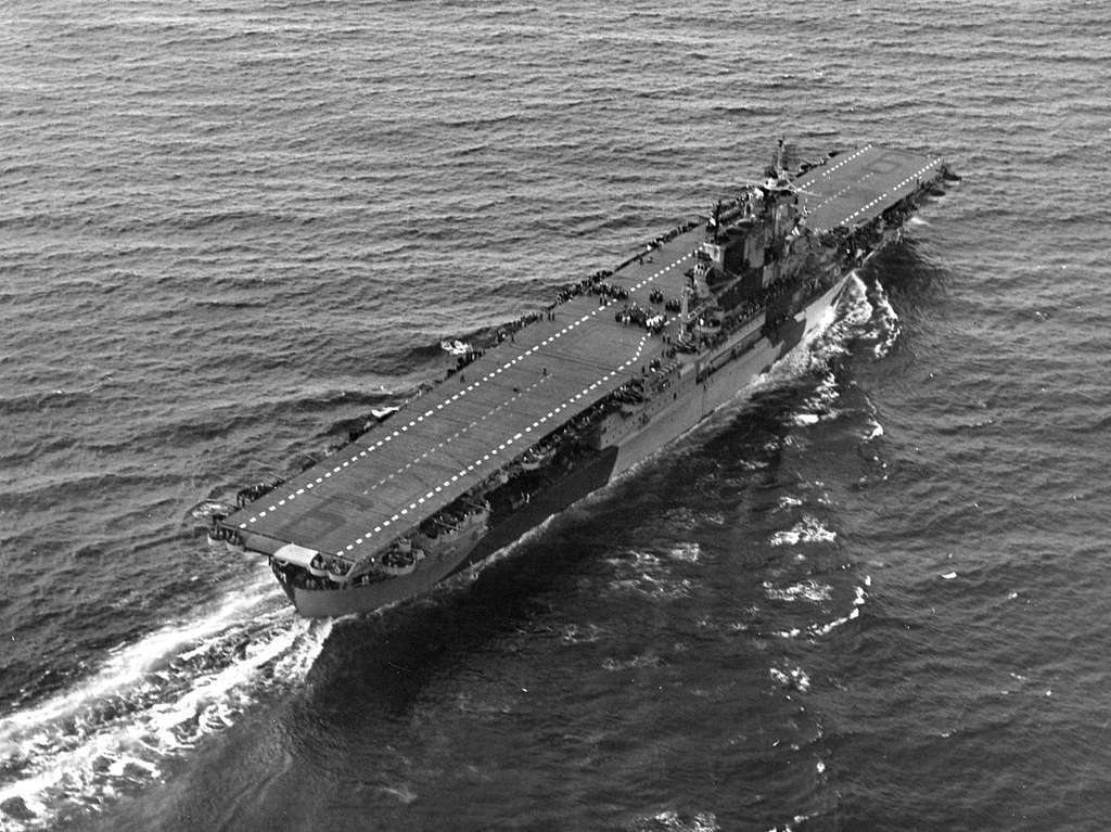 USS Enterprise (CV-6) underway on 2 August 1944 (175539437) - PICRYL ...