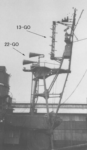 22-GO and 13-GO radar on forward mast of japanese destroyer