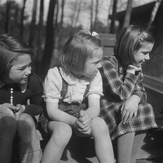 Prinses Beatrix en prinses Irene op de Werkplaats Kindergemeenschap van ...