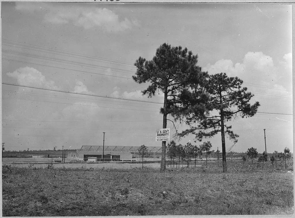 Coosa Valley, Alabama. View of Gadsden Ordnance Plant - NARA - 522610 ...